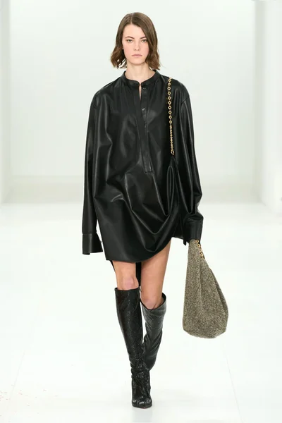 Look 6